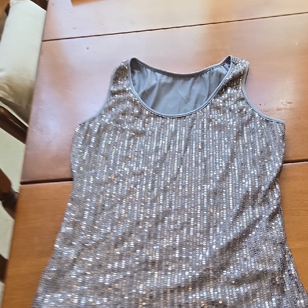 Sequin Scoop Neck Tank Top - Silver